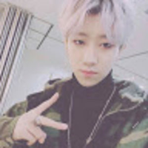 Meet your Posher, Elle